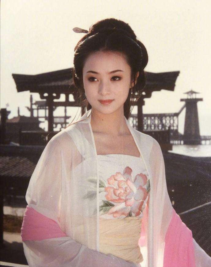 古典美人如何演?刘亦菲是天选之人,何晴是标准答案插图 古典美人如何演?刘亦菲是天选之人,何晴是标准答案插图